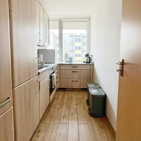 3-room Work & * Baumberg