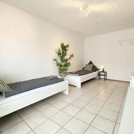 3-room Work & Baumberg