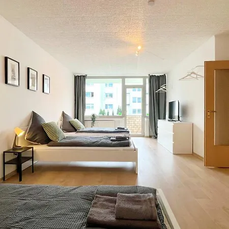 3-room Work & *